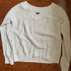 Abercrombie v neck sweater/Size M